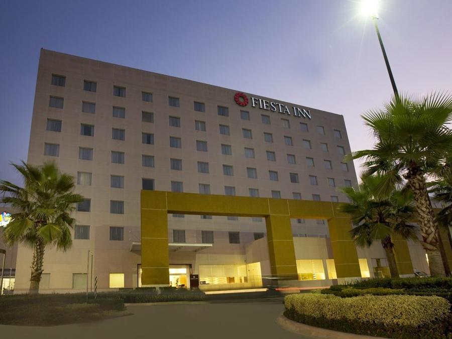 Fiesta Inn Тепик Экстерьер фото