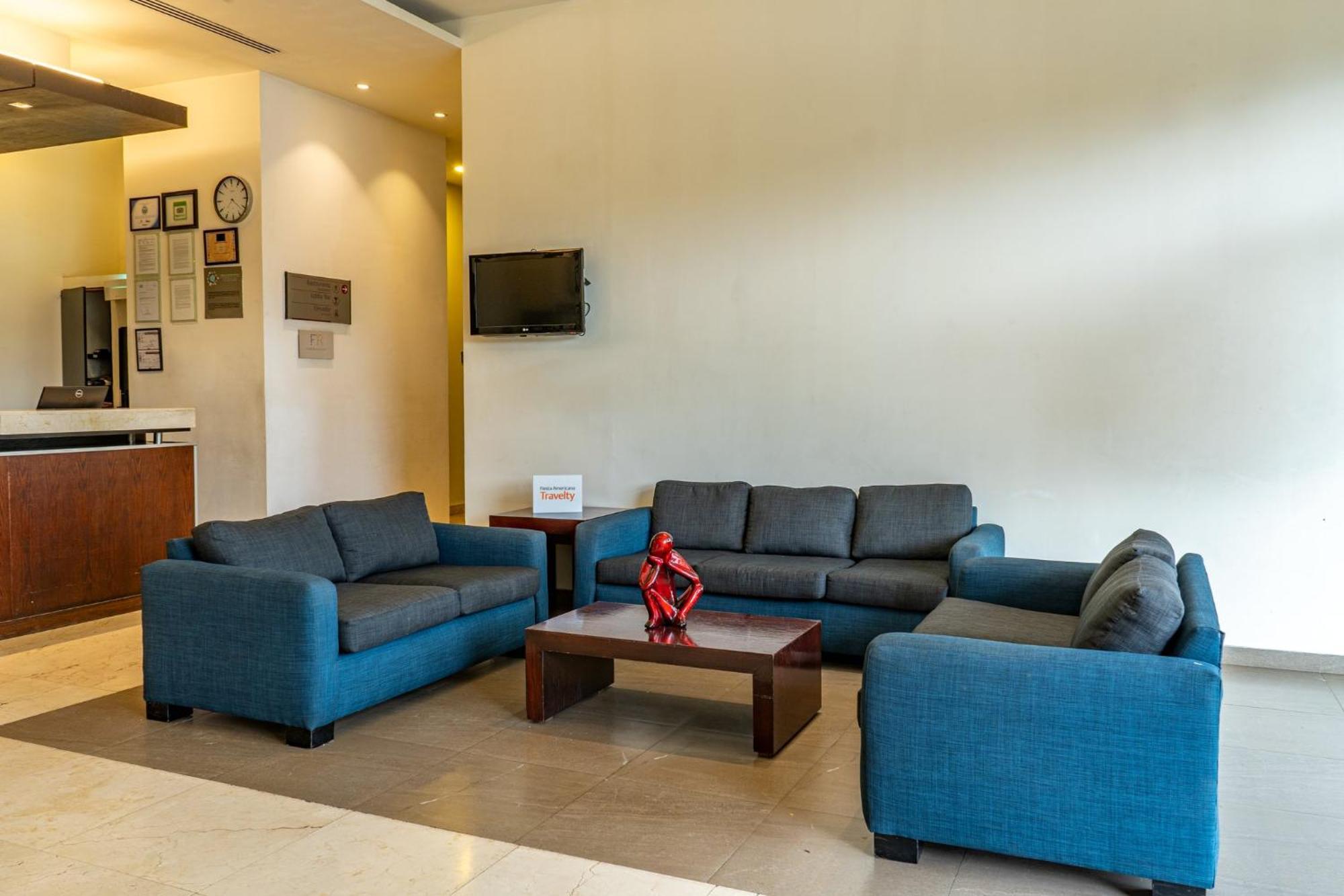 Fiesta Inn Тепик Экстерьер фото