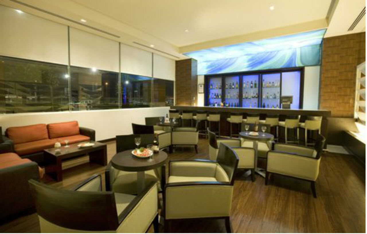 Fiesta Inn Тепик Экстерьер фото